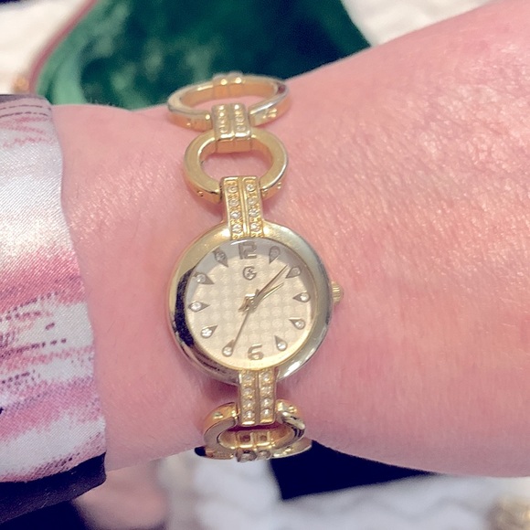 Ladies Stylish VINTAGE Gold Studded Circle Link BRACELET Watch, BY George - Picture 6 of 16